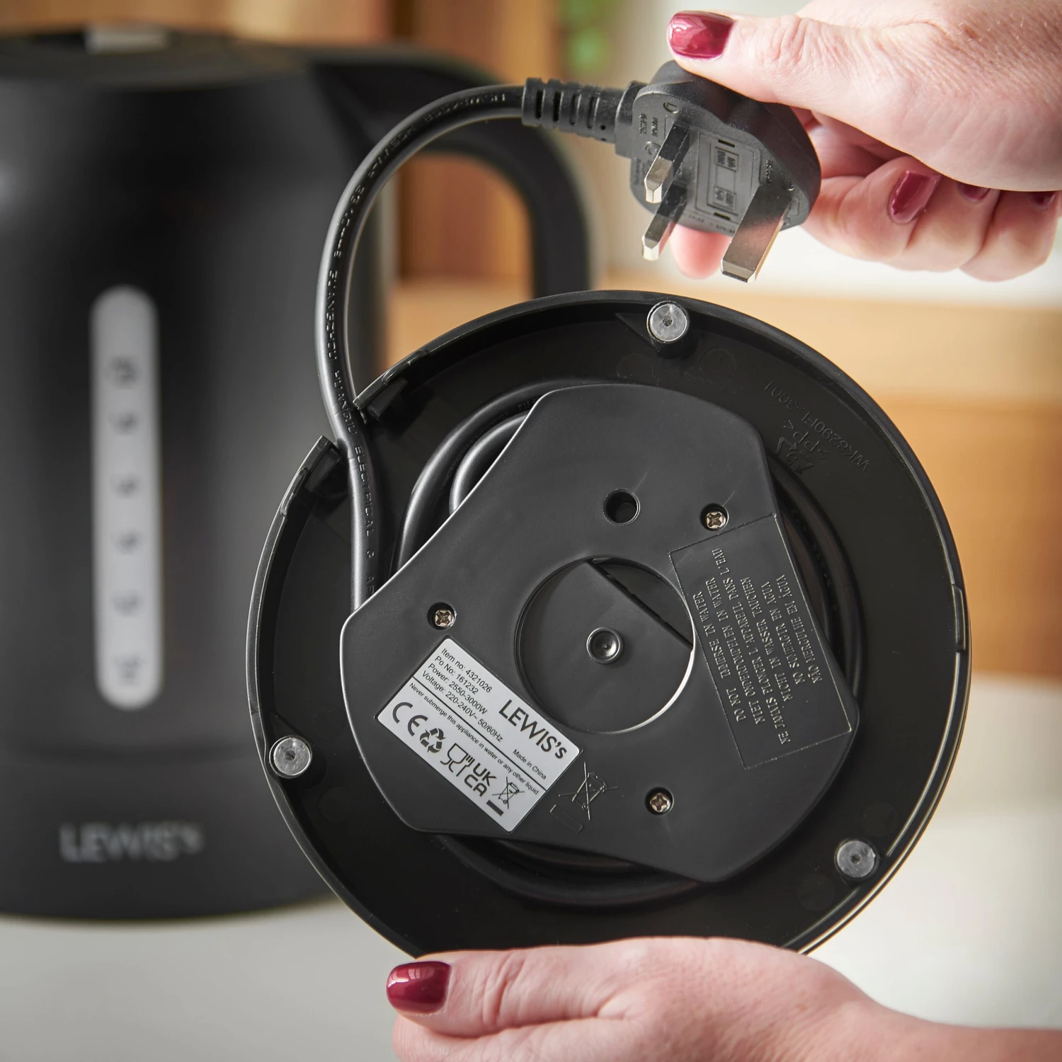 Lewis's Manhattan Jug Kettle 1.7L 3KW - Black 8 Lewis's Manhattan Jug Kettle 1.7L 3KW - Black - Image 8