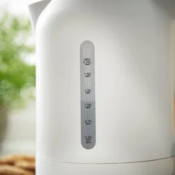 Lewis's Manhattan Jug Kettle 1.7L 3KW - White -Tower Store 4321033 IMAGE4