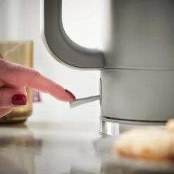 Lewis's Manhattan Jug Kettle 1.7L 3KW - Grey -Tower Store 4321040 IMAGE6