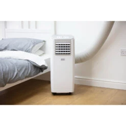 Black & Decker Black+Decker 9000 BTU Air Conditioner - White -Tower Store BXAC40006GB LIFESTYLE 2