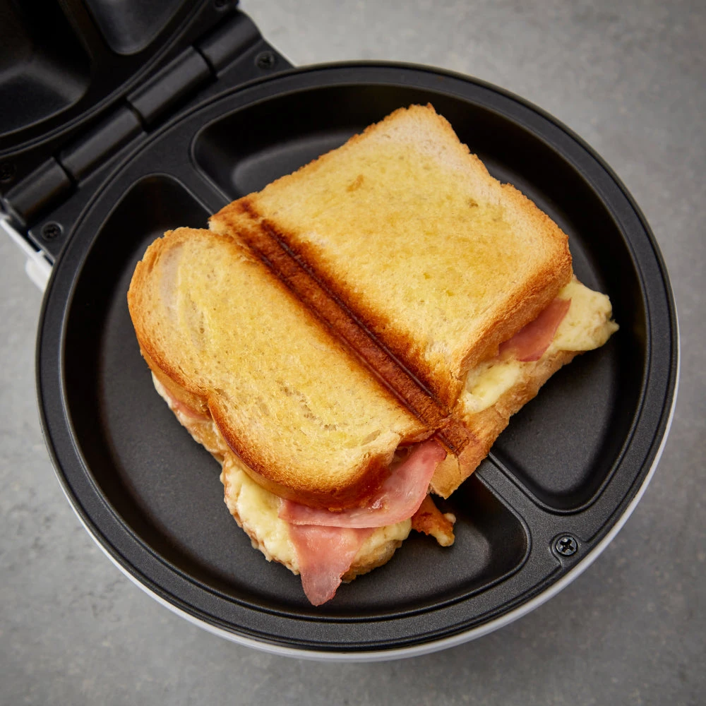 Tower Presto Omelette Maker 750w - White 7 Tower Presto Omelette Maker 750w - White - Image 7