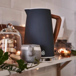 Swan Nordic Cordless Kettle 1.7L - Grey -Tower Store SK14610GRYN LIFESTYLE 10