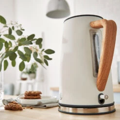 Swan Nordic Cordless Kettle 1.7L - White -Tower Store SK14610WHTN LIFESTYLE 10