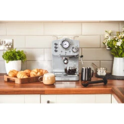 Swan Pump Espresso Coffee Machine - Grey -Tower Store SK22110GRN LIFESTYLE 5