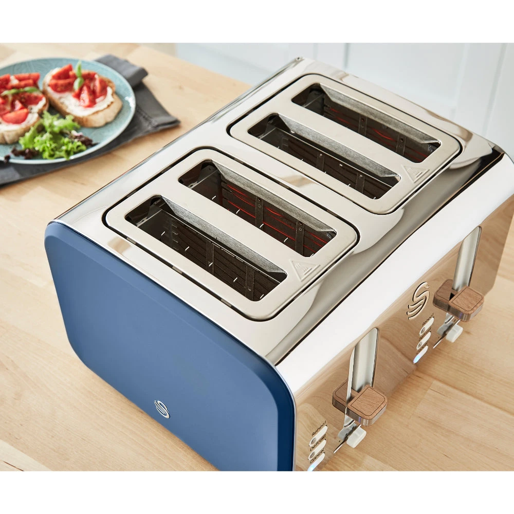 Swan Nordic 4 Slice Toaster - Blue 3 Swan Nordic 4 Slice Toaster - Blue - Image 3
